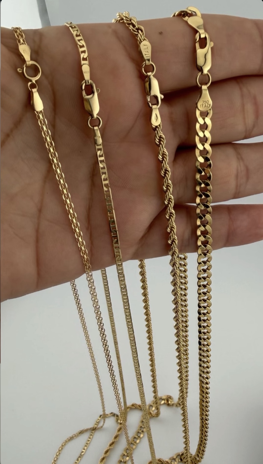 Nuevos modelos de cadenas de oro 18K italiano